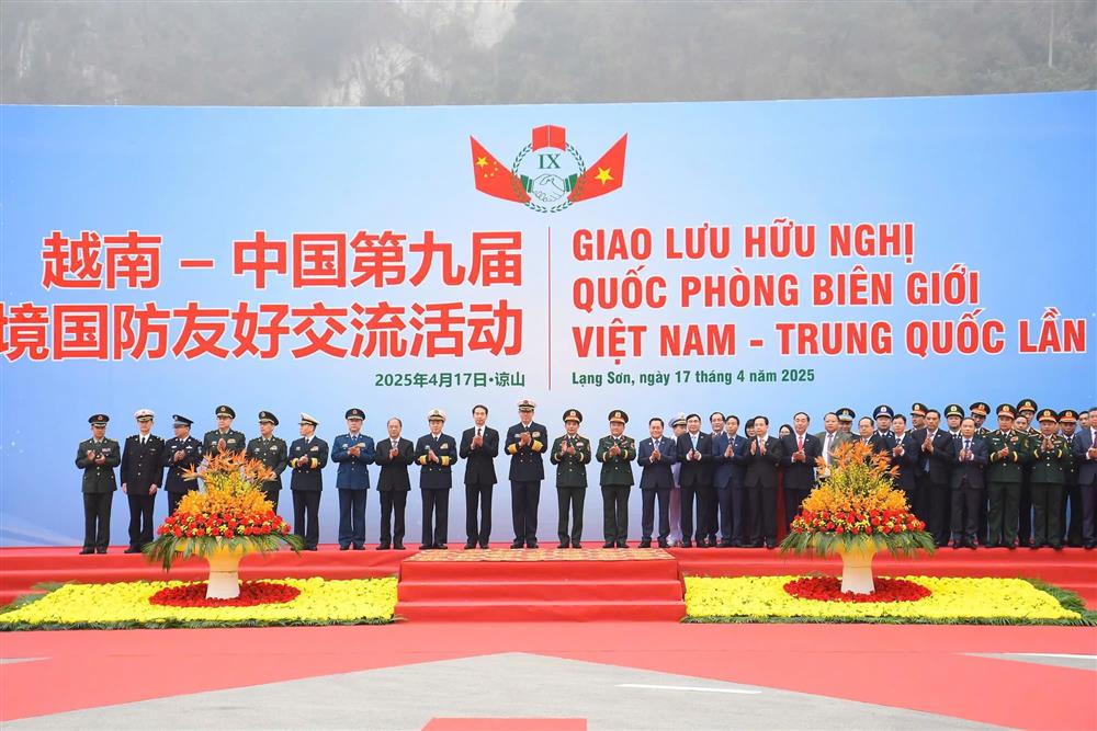 Giao lưu hữu nghị quốc phòng biên giới Việt Nam - Trung Quốc lần thứ 9